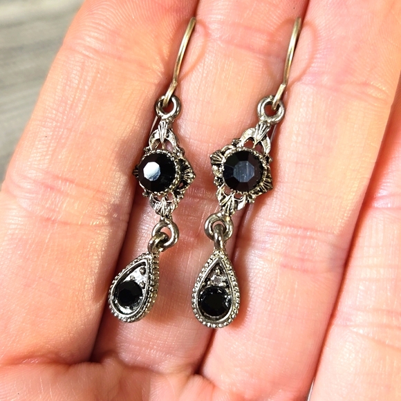 Assorted Black Earrings 4 Pairs (Please Bundle) - Picture 4 of 5